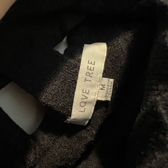 Crop top by Love Tree - Picture 7 of 8